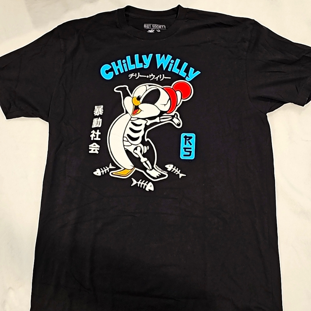 Mens Size L Riot Society Chilly Willy shirt. Black